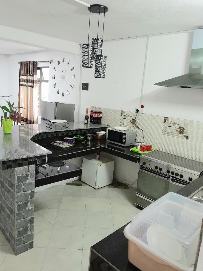 Beautiful Affordable House - 5 Minutes From The Airport And 12 Minutes To Blue Bay Beach Mon Tresor Exterior photo
